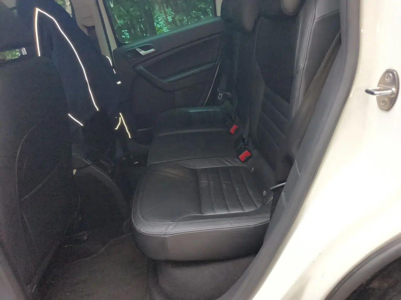 Skoda Yeti 2013 1.8T DSG Luxury Edition — миниатюра 17