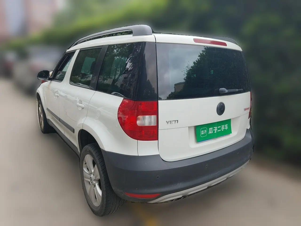 Skoda Yeti 2013 1.8T DSG Luxury Edition — миниатюра 4