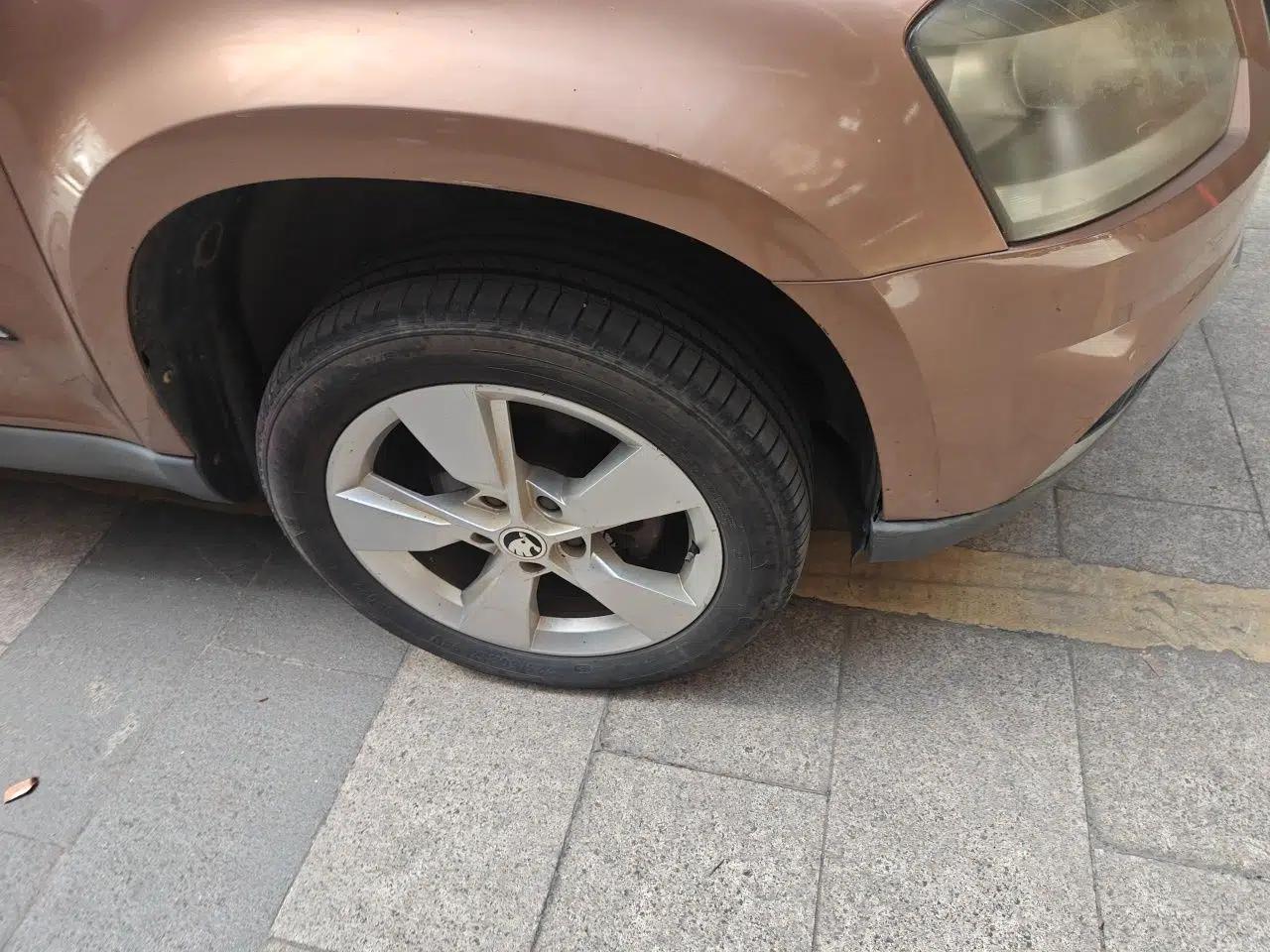 Skoda Yeti 2014 1.8TSI DSG Polar Edition — миниатюра 8