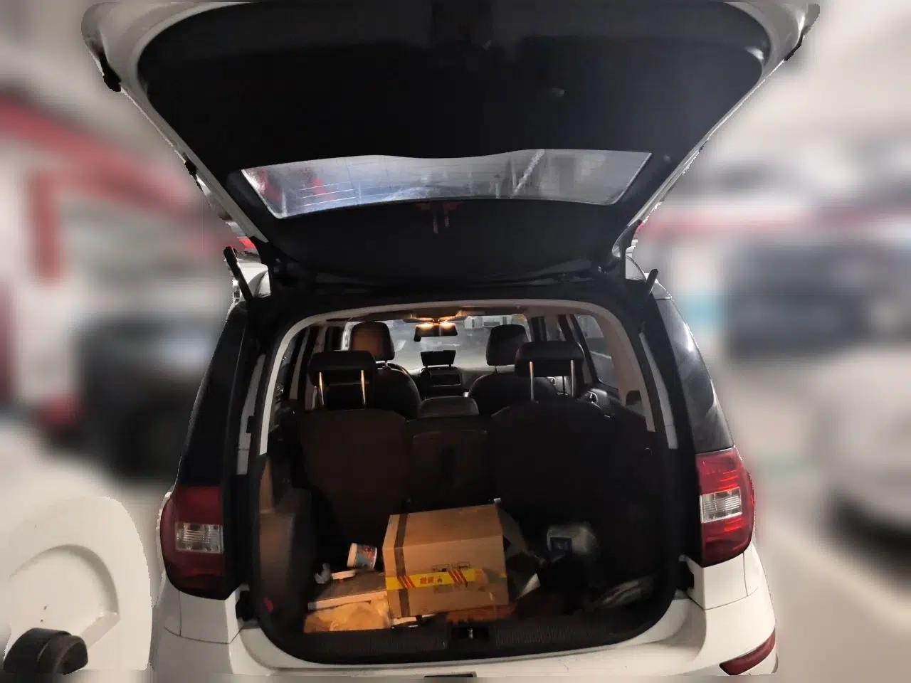 Skoda Yeti 2016 1.8TSI DSG Prestige Edition — миниатюра 19
