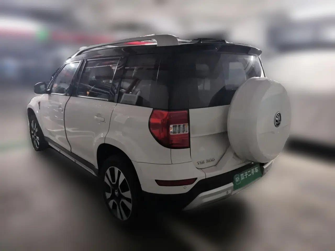 Skoda Yeti 2016 1.8TSI DSG Prestige Edition — миниатюра 4