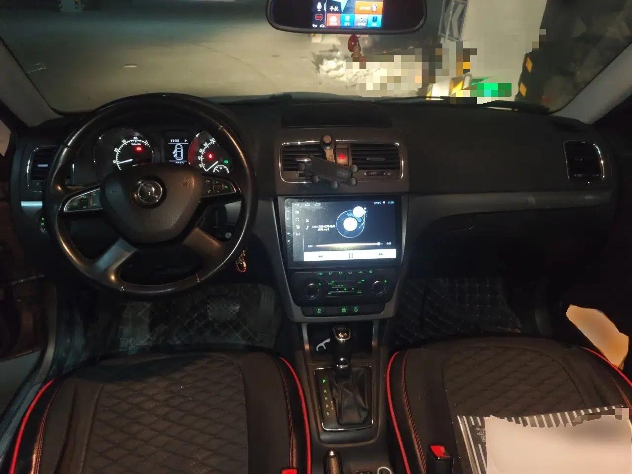 Skoda Yeti 2014 1.8TSI DSG Polar Edition — миниатюра 9