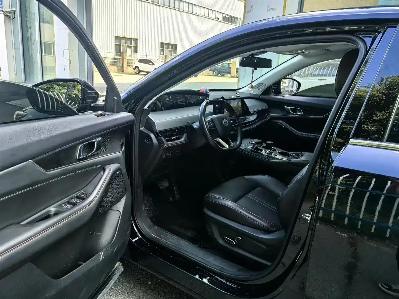 Changan UNI-K 2021 2.0T Luxury Edition — миниатюра 4