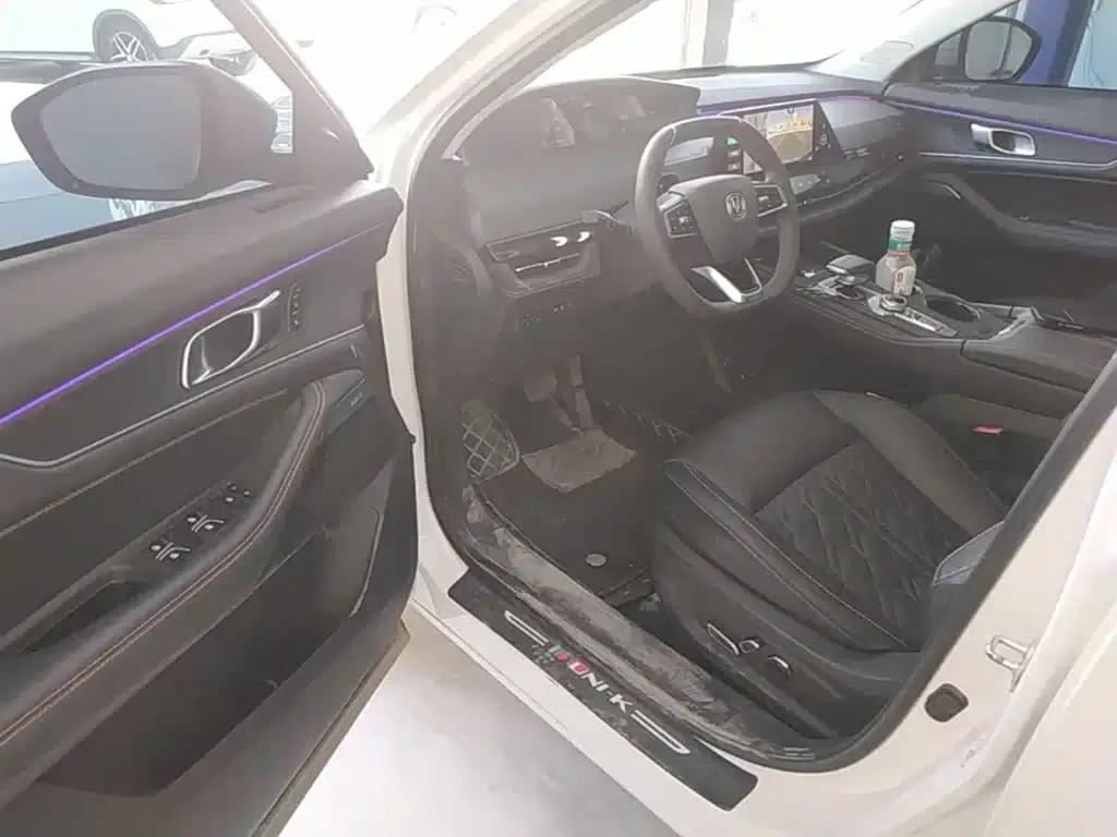 Changan UNI-K 2021 2.0T Premium Edition — миниатюра 16