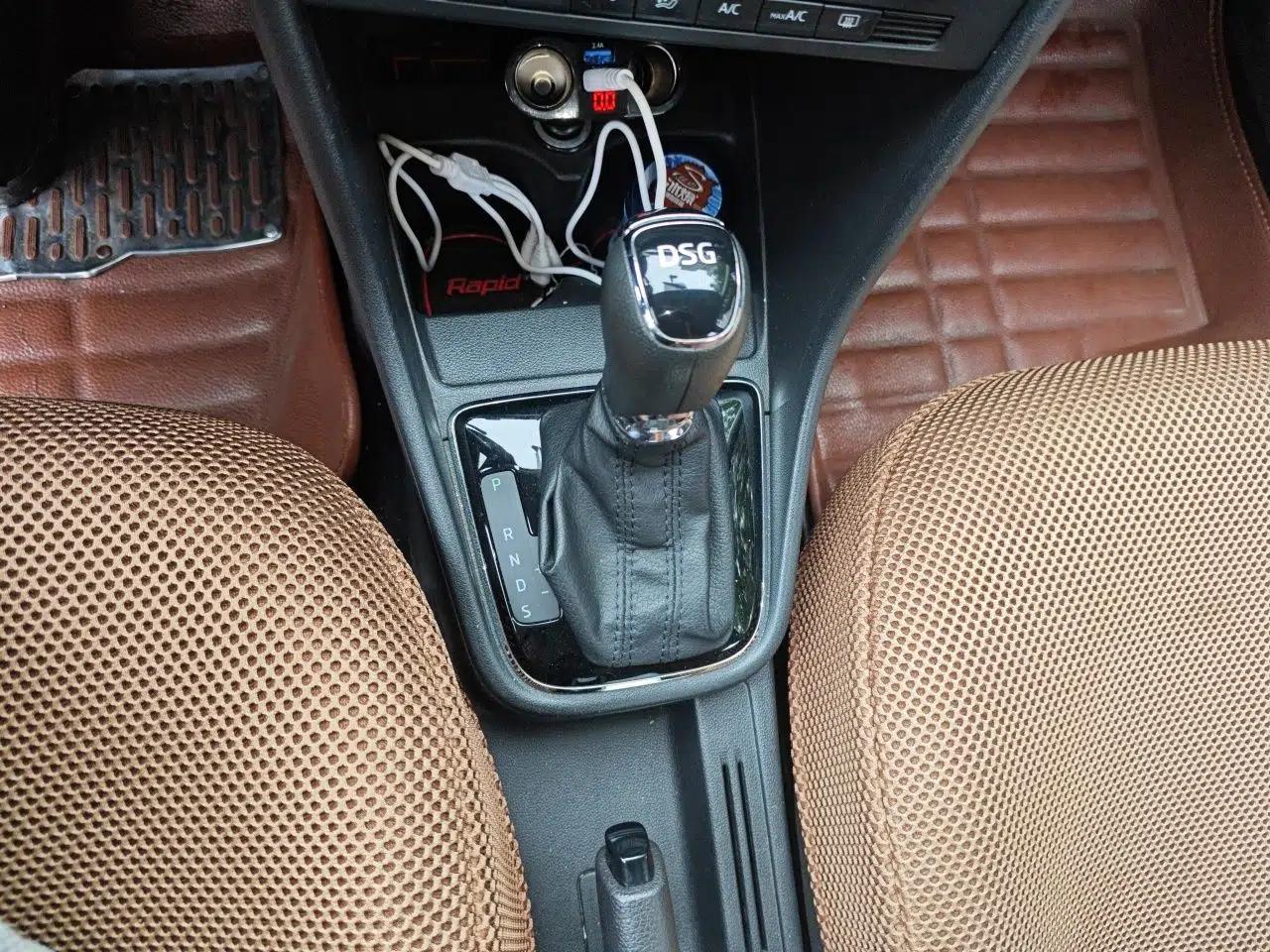 Skoda Rapid Spaceback 2014 1.4TSI DSG Enjoyment Edition — миниатюра 14