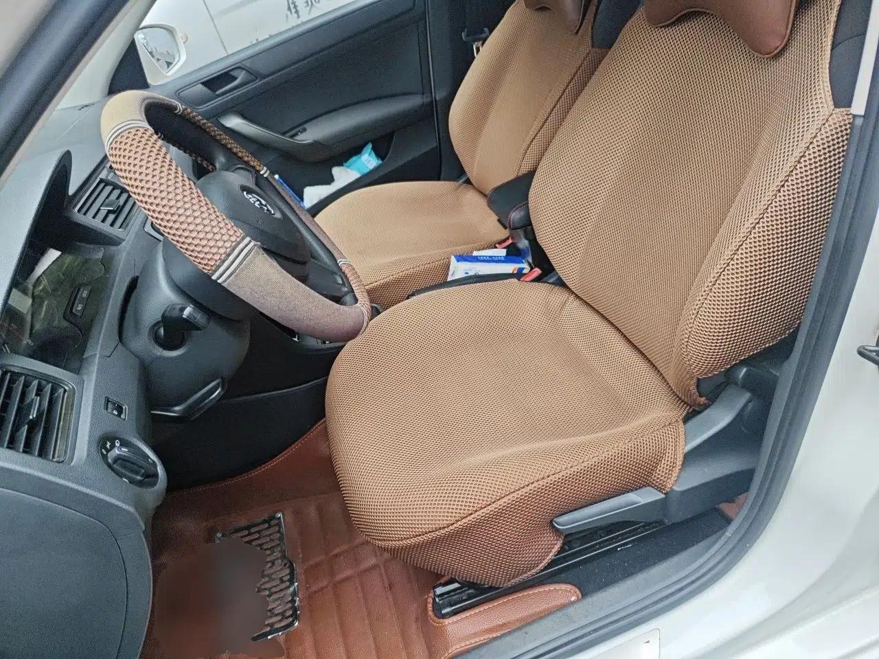 Skoda Rapid Spaceback 2014 1.4TSI DSG Enjoyment Edition — миниатюра 15