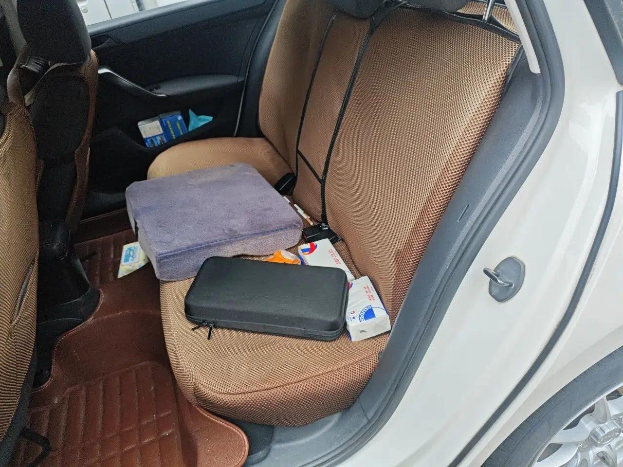 Skoda Rapid Spaceback 2014 1.4TSI DSG Enjoyment Edition — миниатюра 17