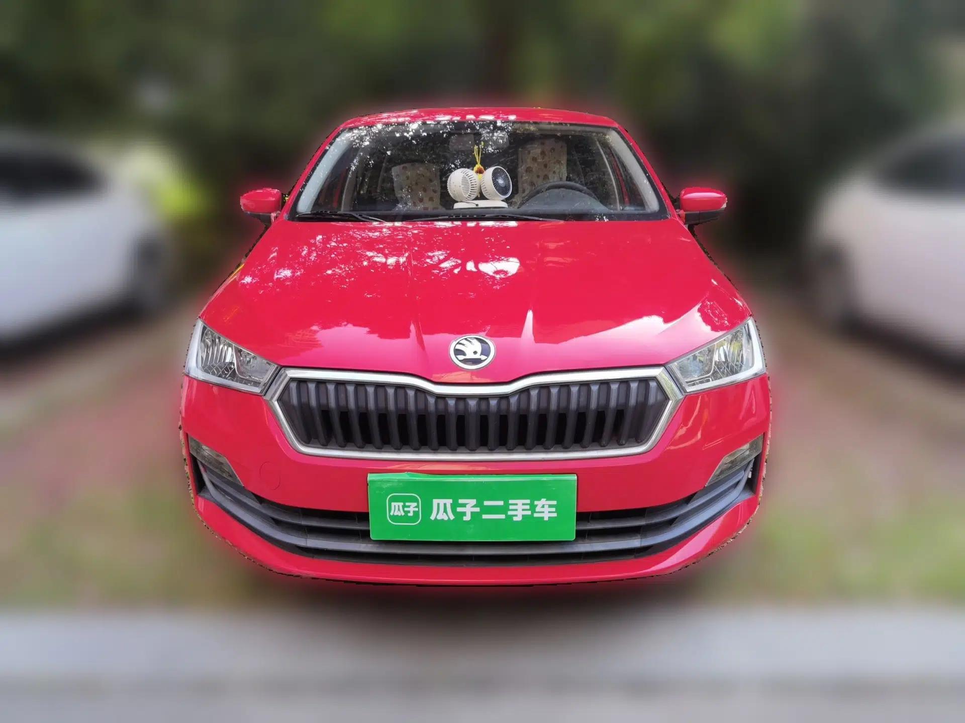 Skoda Rapid Spaceback 2020 1.5L Automatic Standard Edition — миниатюра 2