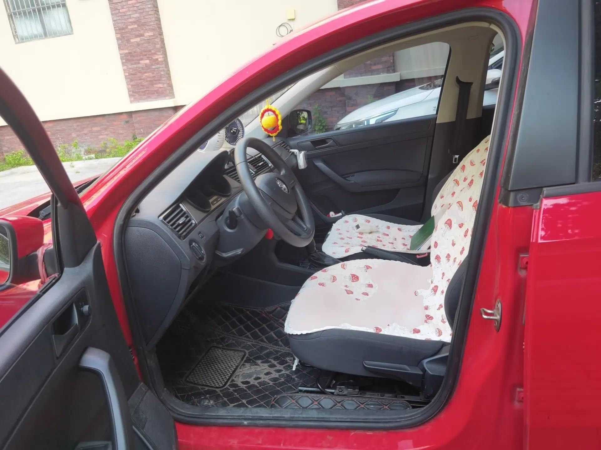 Skoda Rapid Spaceback 2020 1.5L Automatic Standard Edition — миниатюра 15