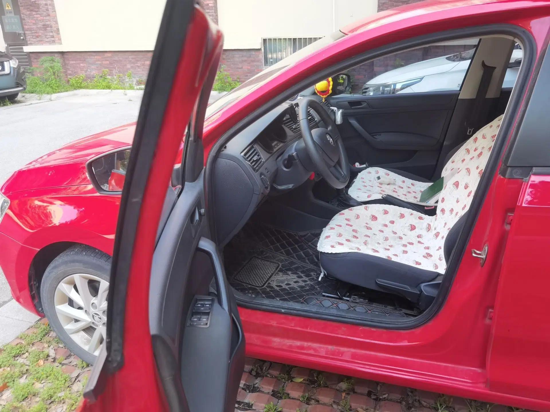Skoda Rapid Spaceback 2020 1.5L Automatic Standard Edition — миниатюра 16
