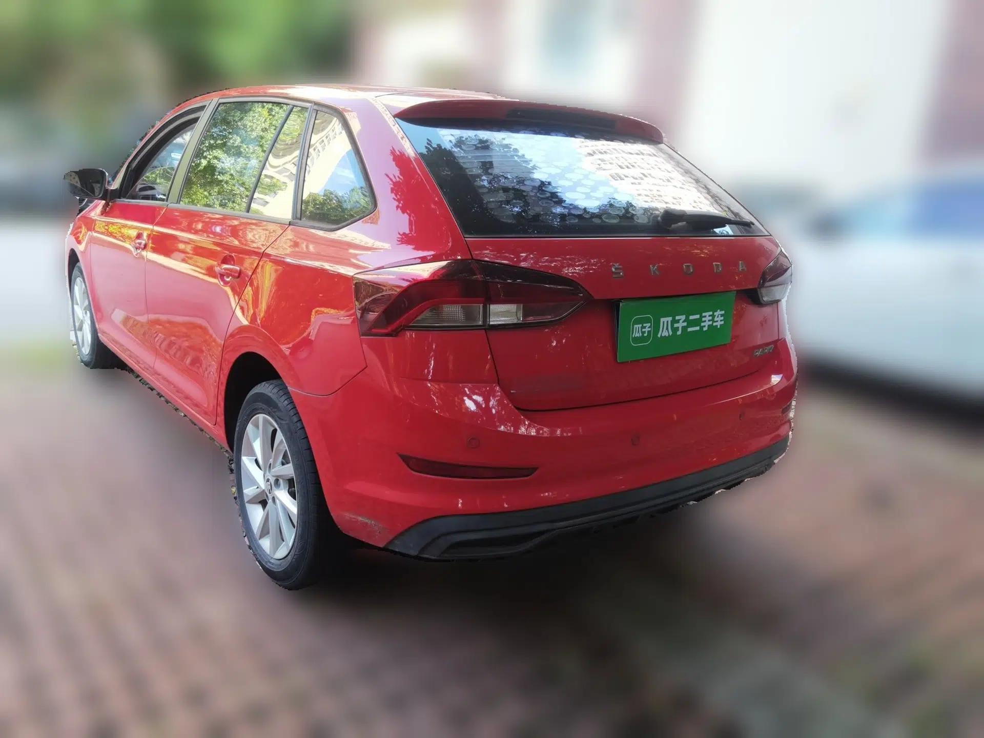 Skoda Rapid Spaceback 2020 1.5L Automatic Standard Edition — миниатюра 4
