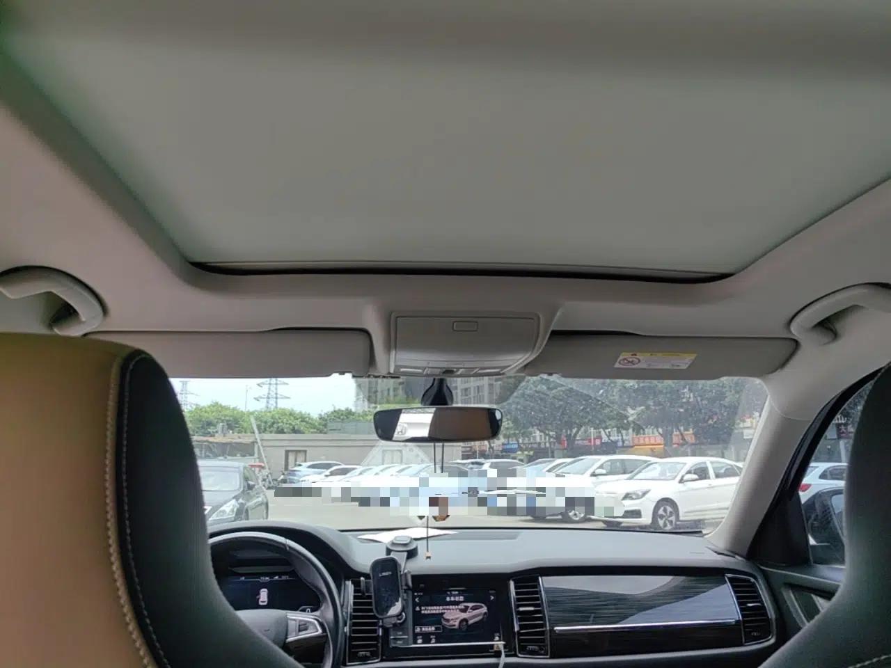 Skoda Kodiaq GT 2019 TSI330 Two-Wheel-Drive Luxury Edition China VI Standard — миниатюра 18