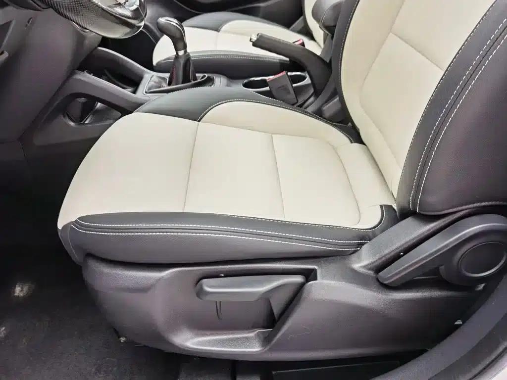 Changan CS35 2017 1.6L Manual Deluxe Edition — миниатюра 20