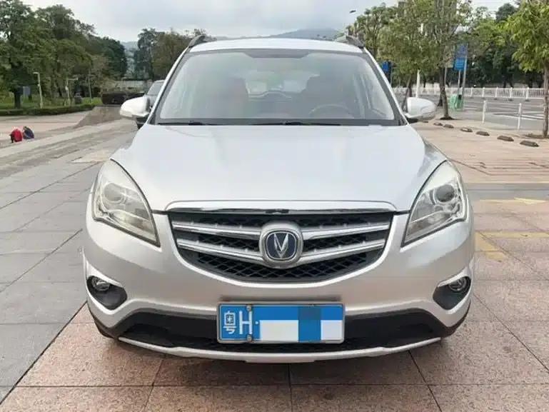 Changan CS35 2015 1.6L Automatic Deluxe Edition (National V Emission Standard) — миниатюра 1