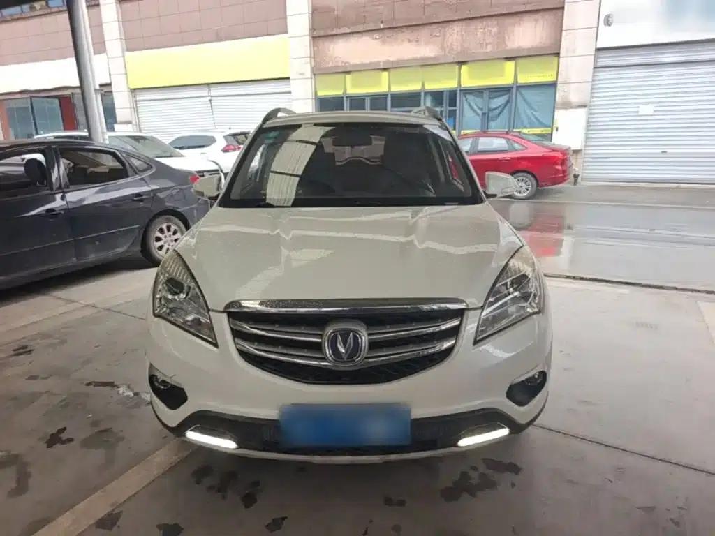 Changan CS35 2016 1.6L Manual Deluxe Edition (National V Emission Standard) — миниатюра 3