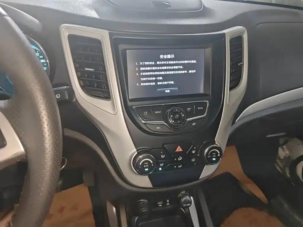 Changan CS35 2015 1.6L Manual Deluxe Edition (National IV Emission Standard) — миниатюра 13