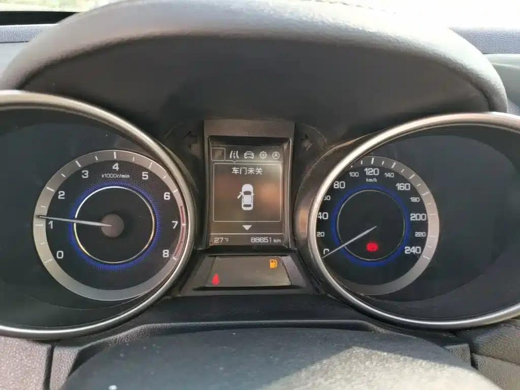 Changan CS35 2017 1.6L Manual Deluxe Edition — миниатюра 12