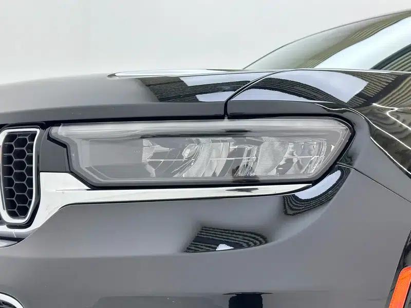 2023 Jeep Grand Cherokee 4xe (Imported) 2.0T Peak Edition — миниатюра 12