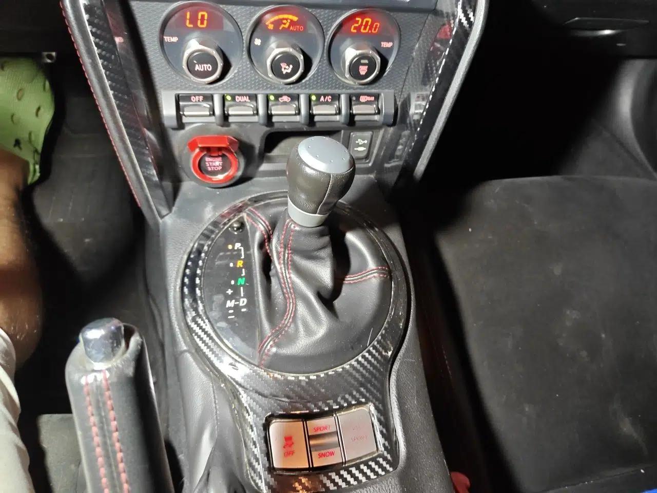 Subaru BRZ 2013 2.0i Automatic Luxury Model — миниатюра 14