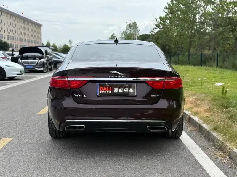 2018 Jaguar XFL 2.0T 250PS Luxury Edition — миниатюра 5