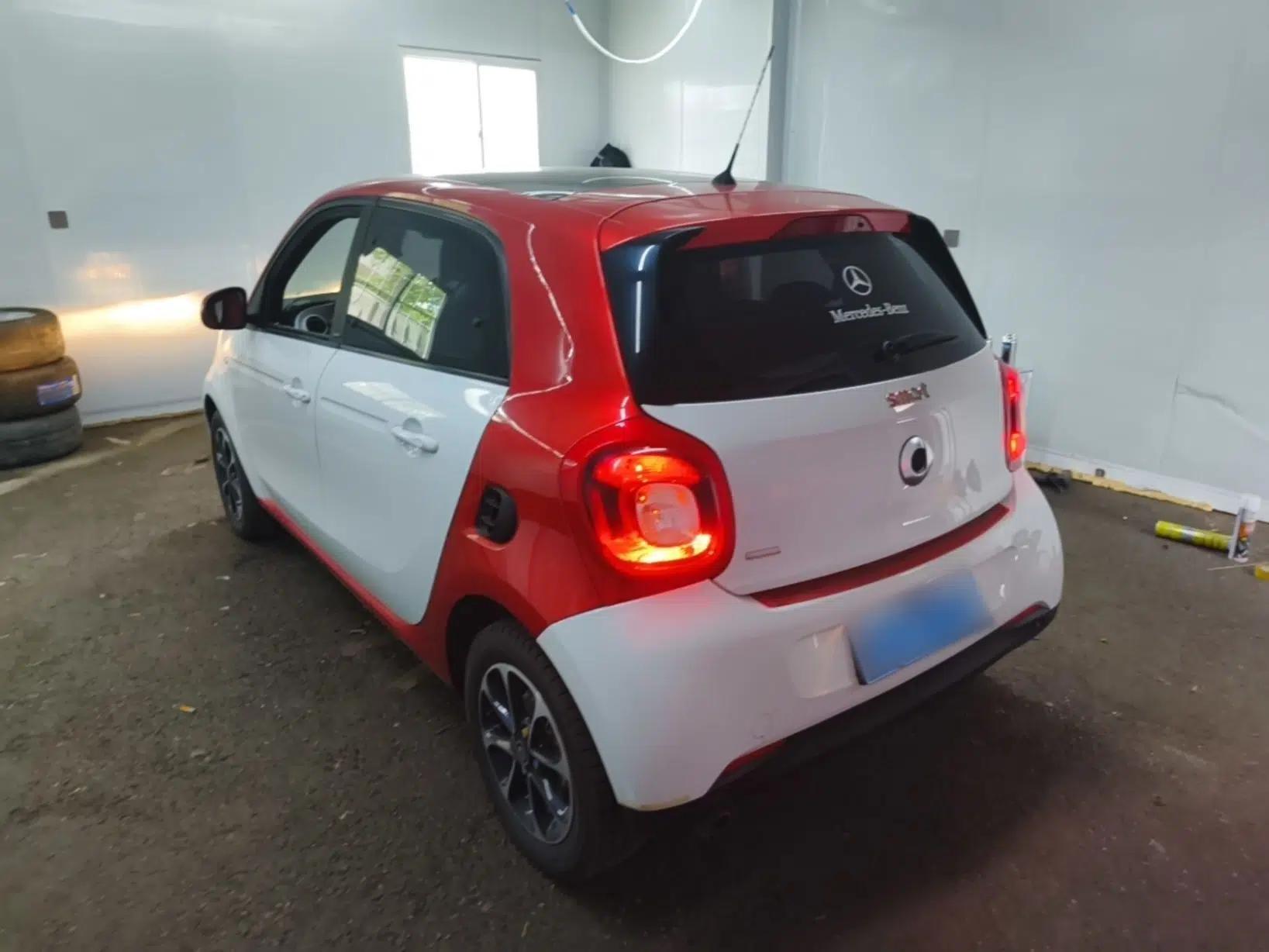 smart forfour 2016 1.0L 52 kW Passion Edition — миниатюра 13