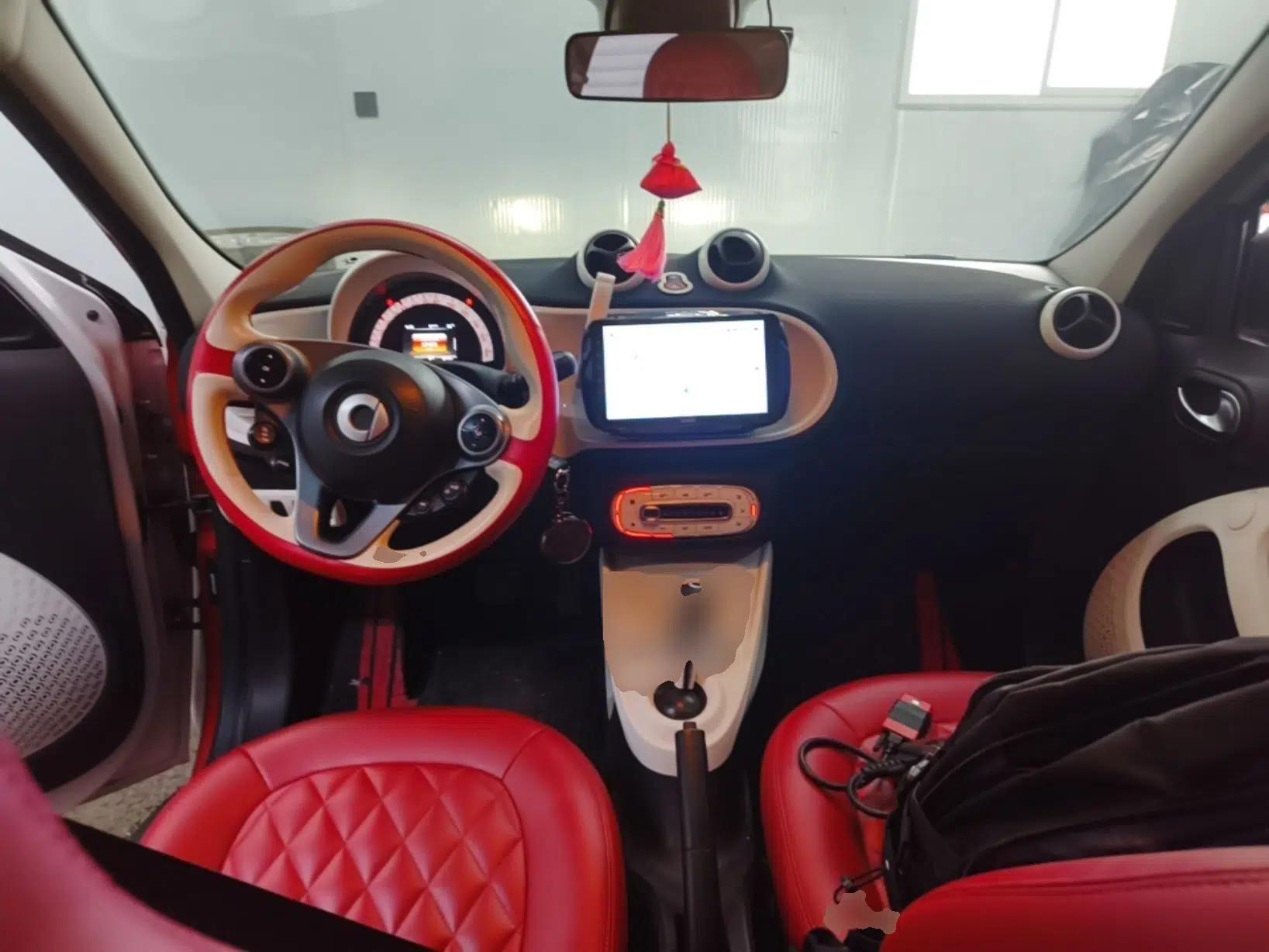 smart forfour 2016 1.0L 52 kW Passion Edition — миниатюра 17