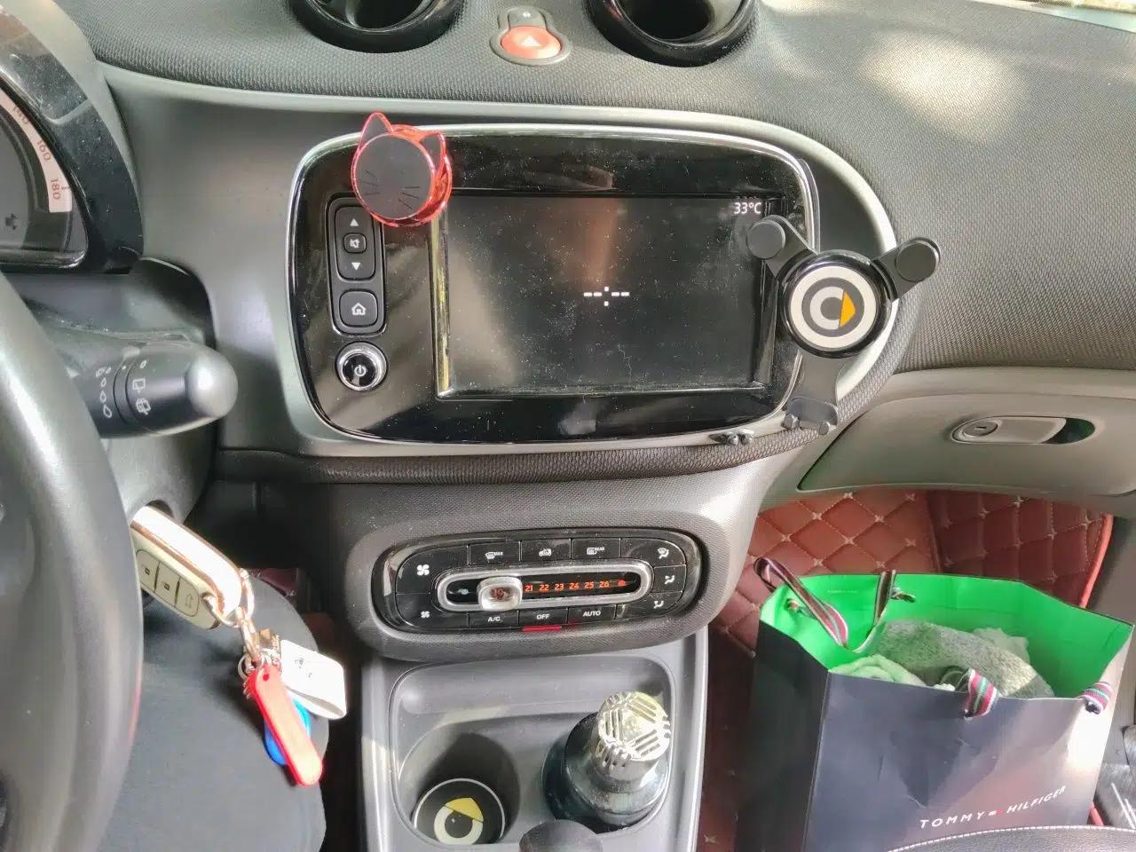 smart forfour 2016 0.9T 66 kW Pioneer Edition — миниатюра 13