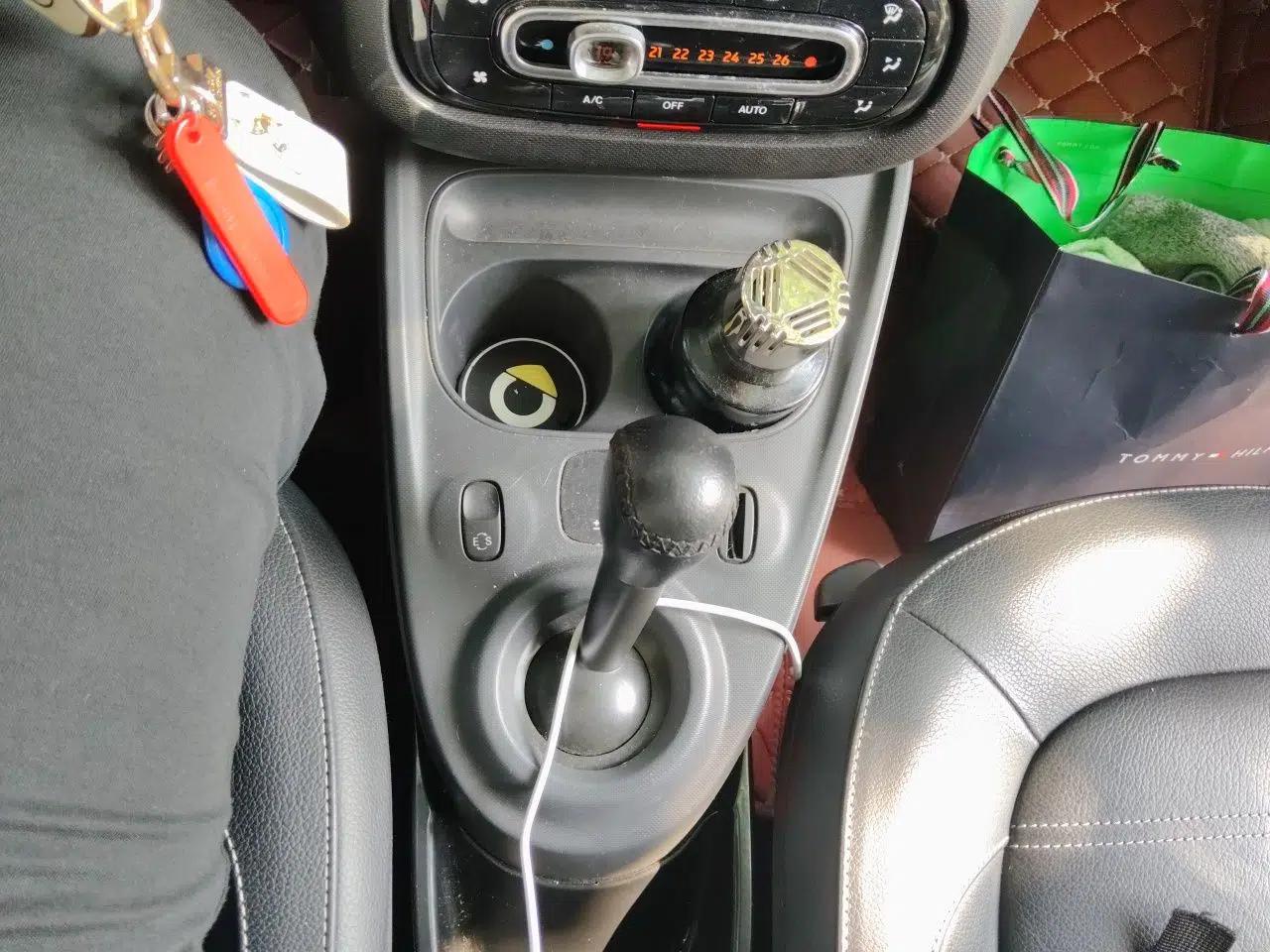 smart forfour 2016 0.9T 66 kW Pioneer Edition — миниатюра 14