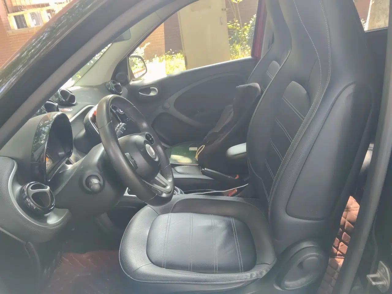 smart forfour 2016 0.9T 66 kW Pioneer Edition — миниатюра 15