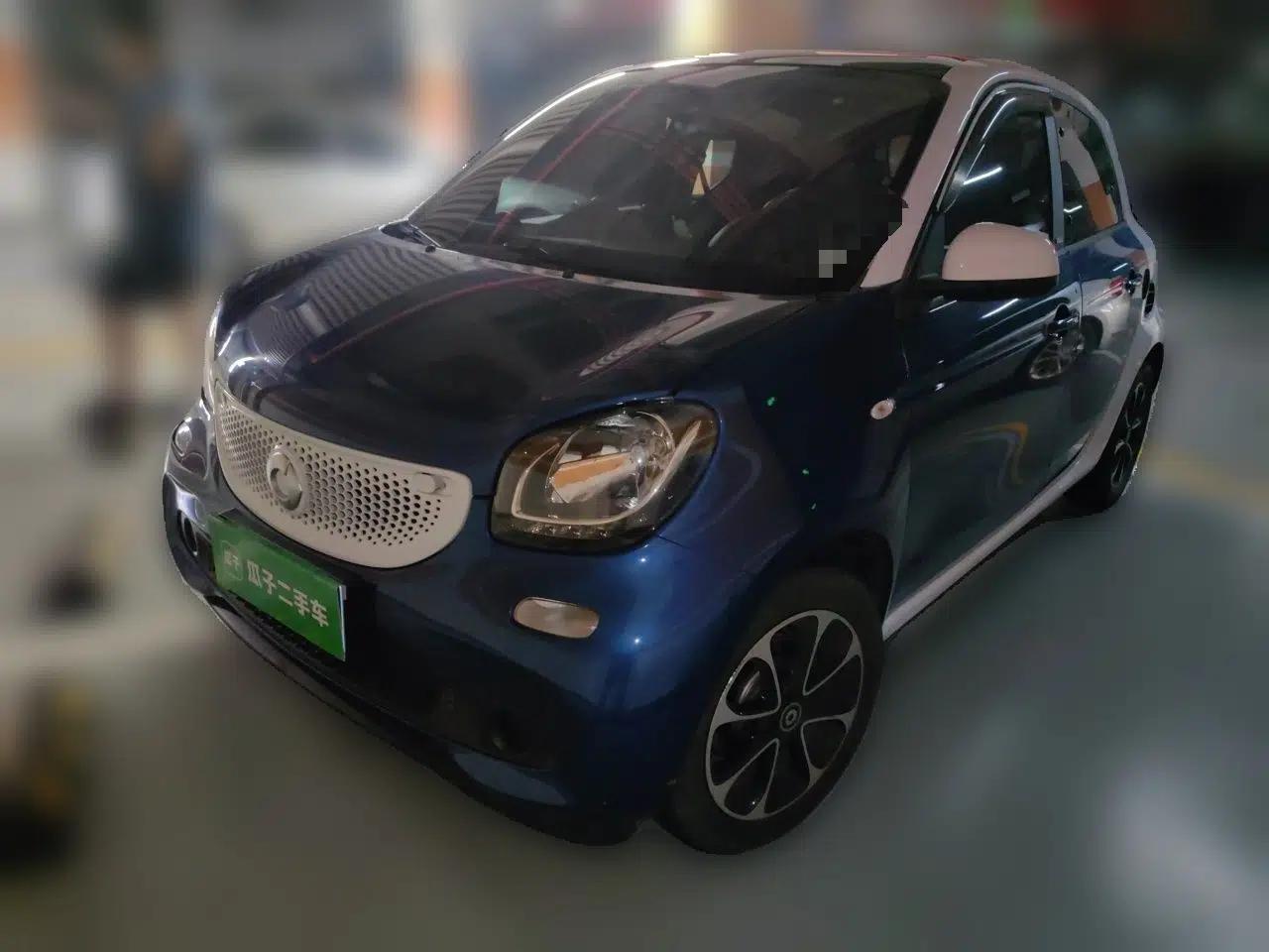 smart forfour 2016 1.0L 52 kW Passion Edition — миниатюра 1