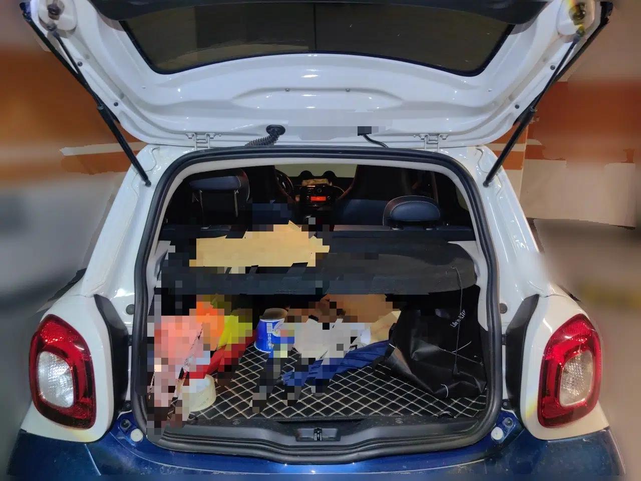 smart forfour 2016 1.0L 52 kW Passion Edition — миниатюра 19
