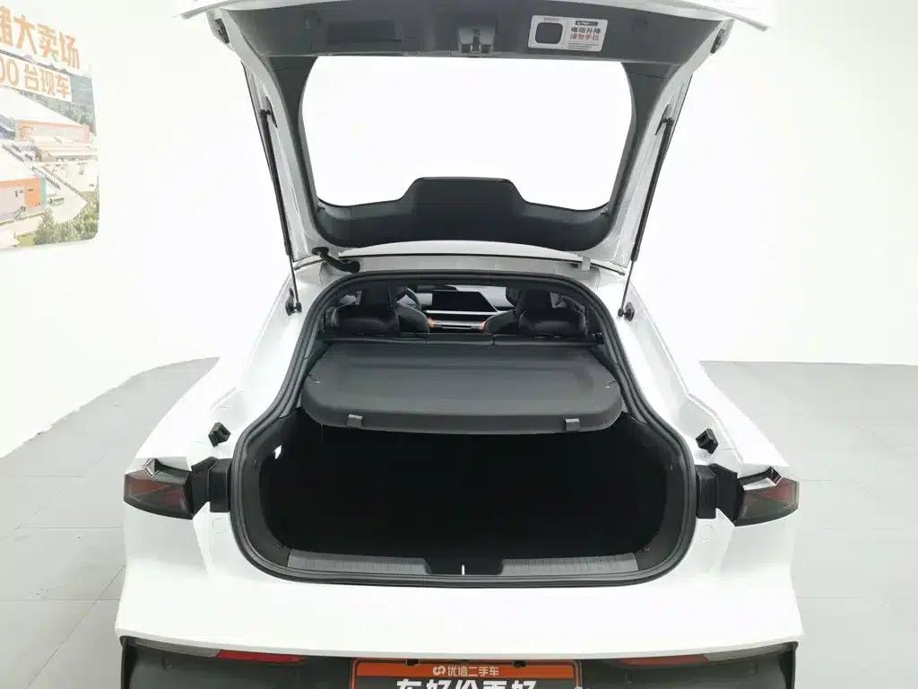 Changan UNI-V Smart Electric iDD 2023 Model, Smart Electric iDD 1.5T, 113km/h Smart Fun Edition — миниатюра 16