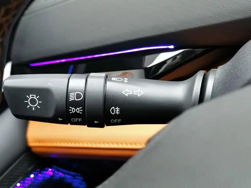 Changan UNI-V Smart Electric iDD 2023 Model, Smart Electric iDD 1.5T, 113km/h Smart Fun Edition — миниатюра 21