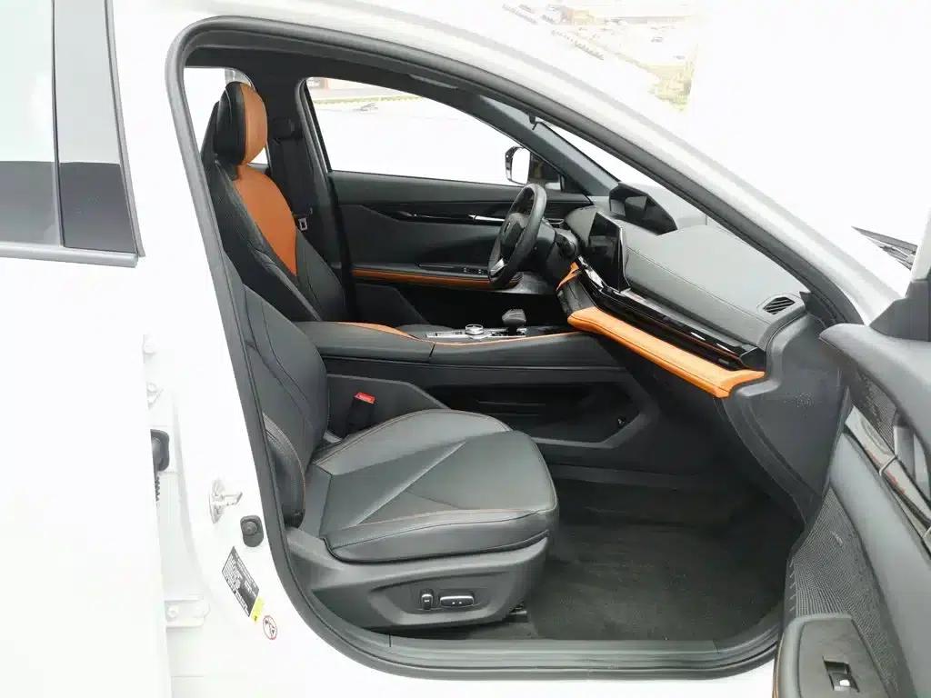 Changan UNI-V Smart Electric iDD 2023 Model, Smart Electric iDD 1.5T, 113km/h Smart Fun Edition — миниатюра 23