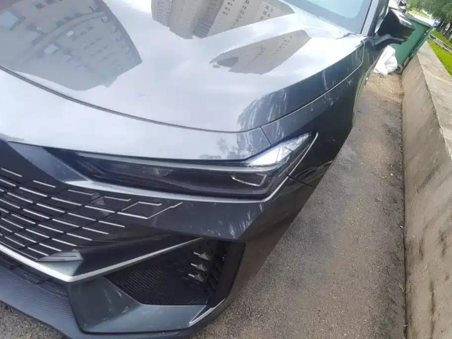 Changan UNI-V Smart Electric iDD 2023 Model, Smart Electric iDD 1.5T, 113km/h Smart Fun Edition — миниатюра 5