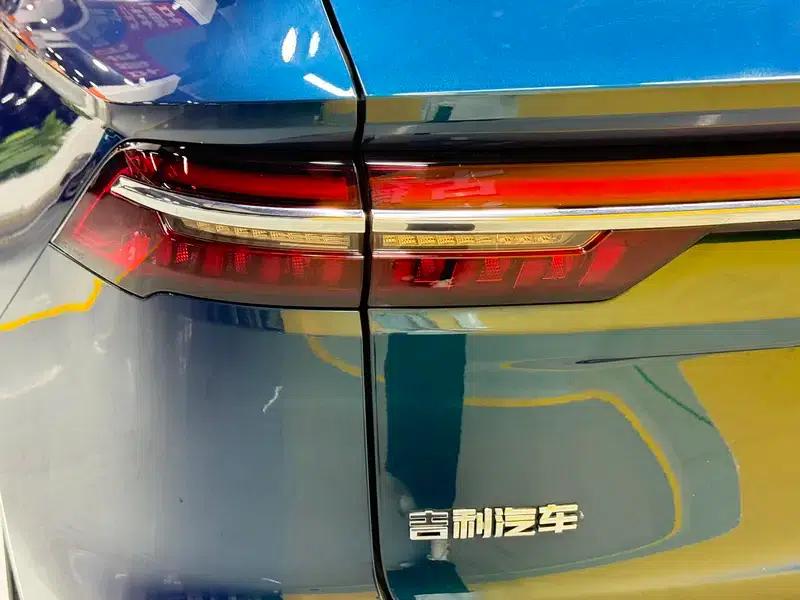 Geely Xingyue L 2021 2.0TD High-Power Automatic Four-Wheel Drive Flagship Edition — миниатюра 11