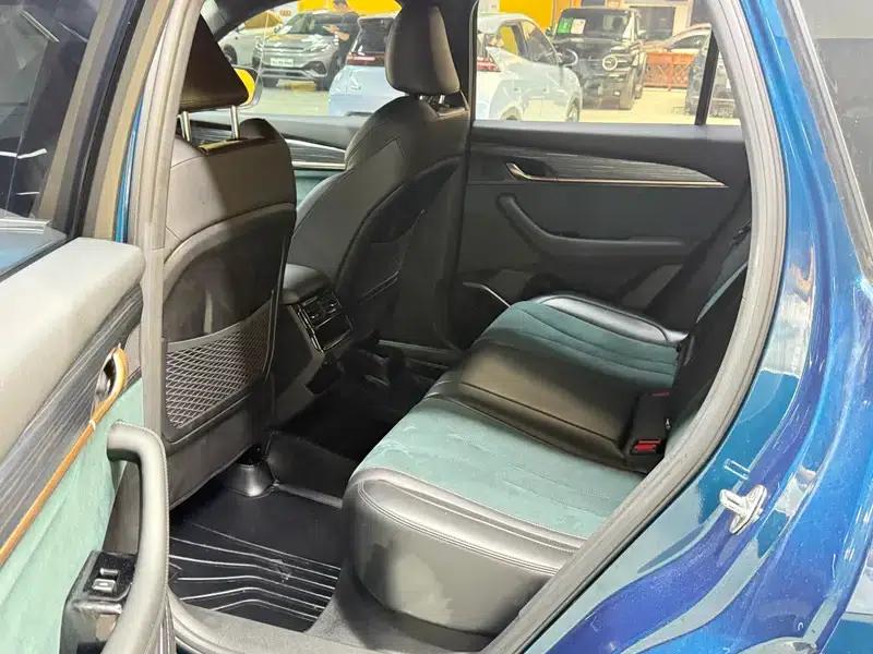 Geely Xingyue L 2021 2.0TD High-Power Automatic Four-Wheel Drive Flagship Edition — миниатюра 25