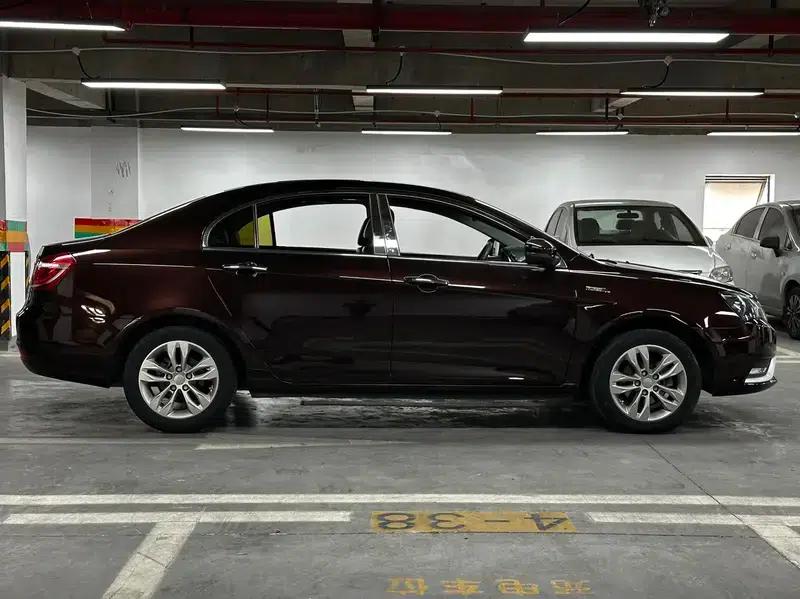 Geely Emgrand 2015 Sedan 1.3T CVT Upgrade Edition — миниатюра 8