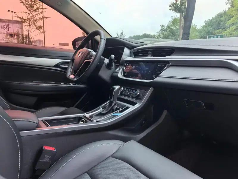 Geely Emgrand 2018 1.5L CVT Upward Connected Edition — миниатюра 6