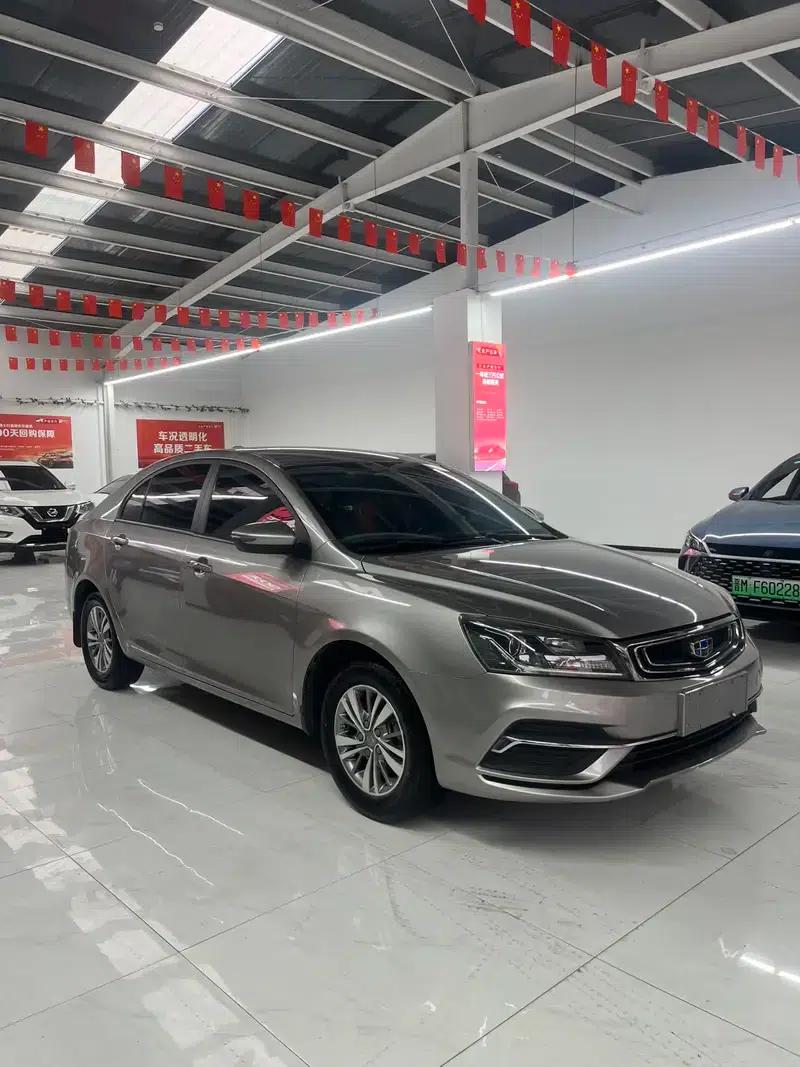 Geely Emgrand 2018 1.5L Manual Deluxe Edition — миниатюра 3