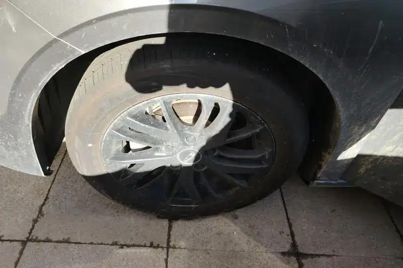 Geely Emgrand 2022 4th Generation 1.5L Manual Elite — миниатюра 11