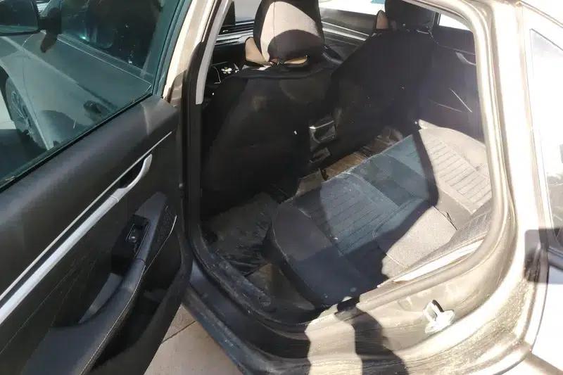 Geely Emgrand 2022 4th Generation 1.5L Manual Elite — миниатюра 16