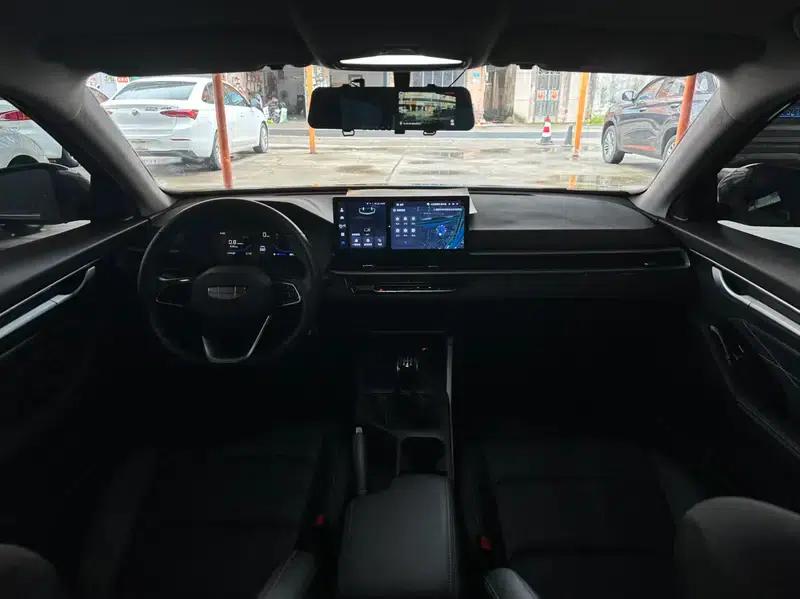 Geely Emgrand 2026 4 Millionth Anniversary Edition 1.5L Manual Transcendence — миниатюра 11