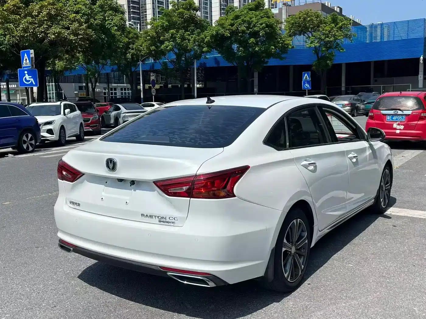 Ruicheng CC 2022 Blue Whale Edition 1.5T DCT Premium — миниатюра 5