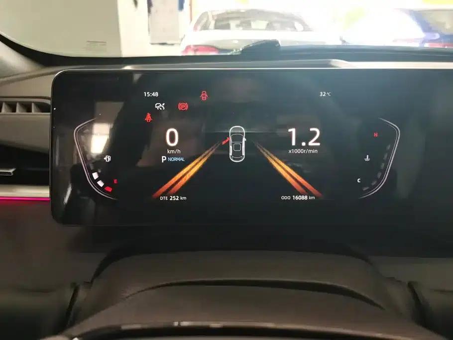 Ruicheng PLUS 2023 1.5T DCT Navigator Edition — миниатюра 14