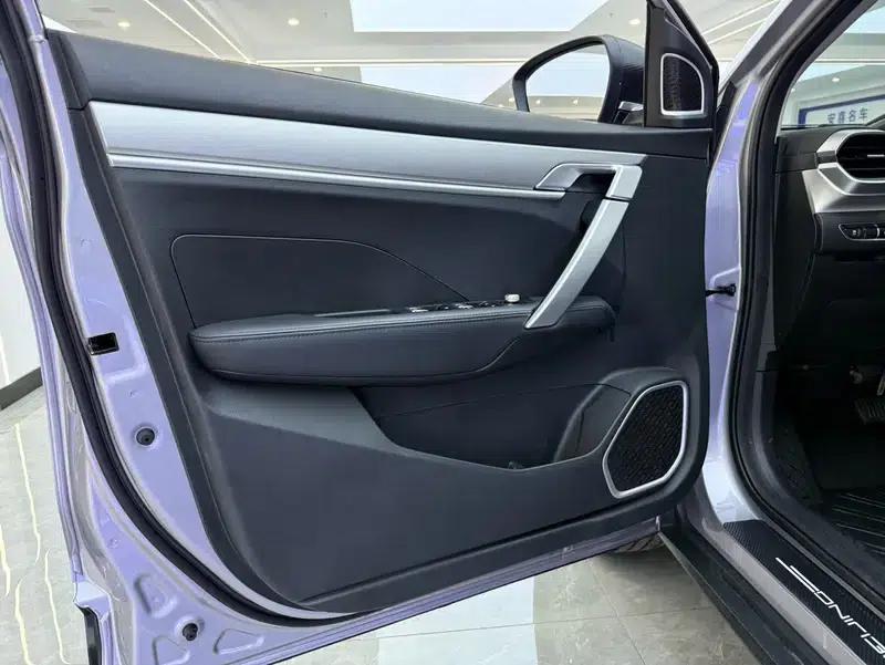 Geely Binyue 2025 1.5L CVT Super Edition — миниатюра 9