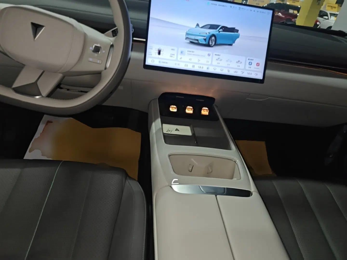 Deepal L07 2024 230Max Qiankun Intelligent Driving ADS SE Range-Extended Version — миниатюра 12