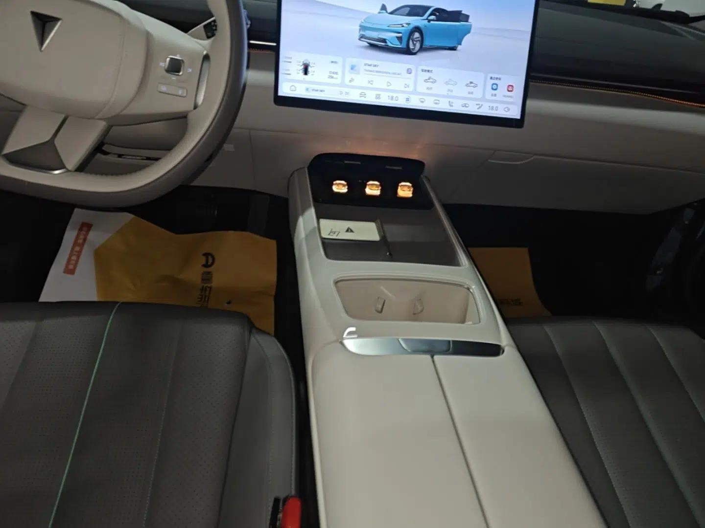 Deepal L07 2024 230Max Qiankun Intelligent Driving ADS SE Range-Extended Version — миниатюра 15
