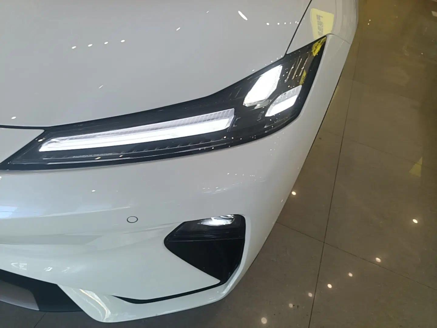 Deepal L07 2024 230Max Qiankun Intelligent Driving ADS SE Range-Extended Version — миниатюра 8