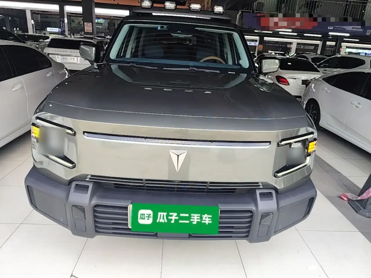 Deepal G318 2024 Four-Wheel-Drive Air Suspension Model — миниатюра 2